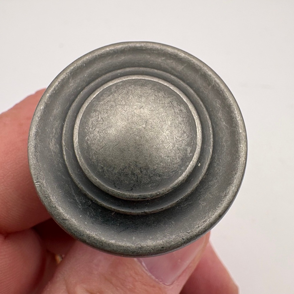 30pc Round Metal Cabinet Knobs Antiqued Pewter Tiered Drawer Pulls with Screws